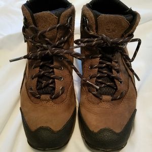 Boys Size 3.5 Timberland Waterproof Boots
